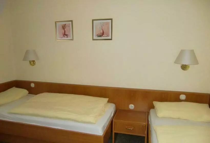 ペンション Ferienanlage Direkt Am Beetzsee