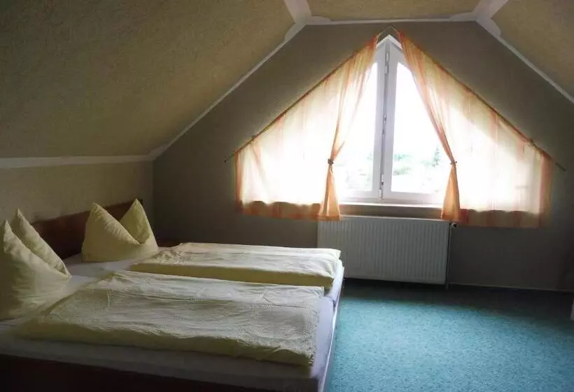 ペンション Ferienanlage Direkt Am Beetzsee