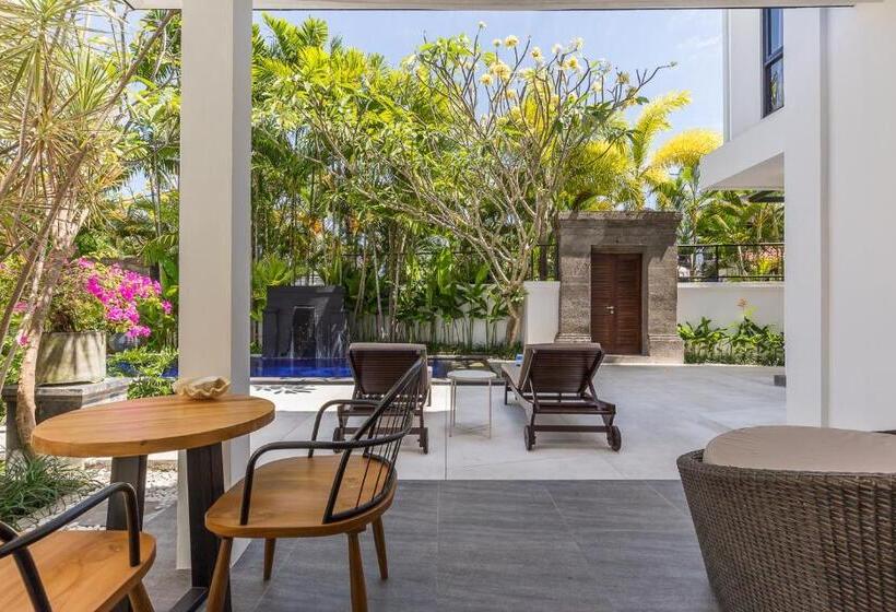 פנסיון Lamun At Canggu