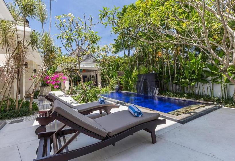 פנסיון Lamun At Canggu