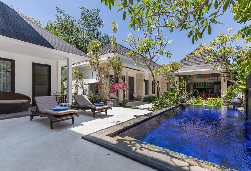 פנסיון Lamun At Canggu