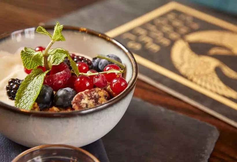 Three Cranes Serviced Apartments