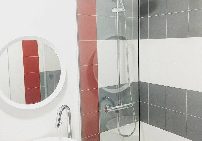 פונדק Le Vintage