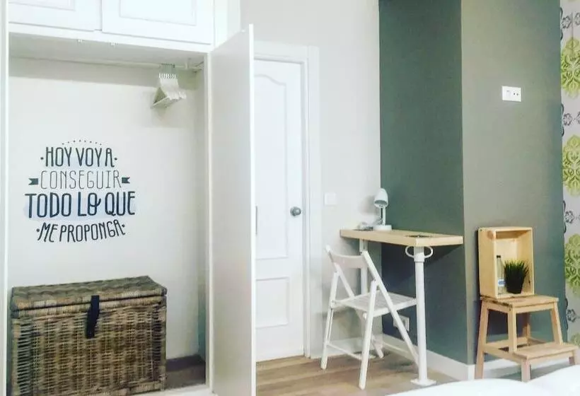 פונדק Le Vintage