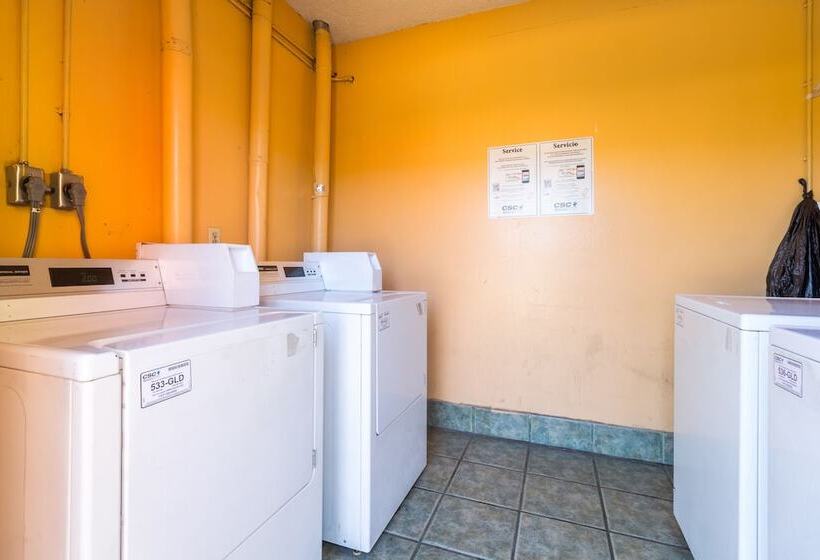 فندق A Victory Inn Tolleson