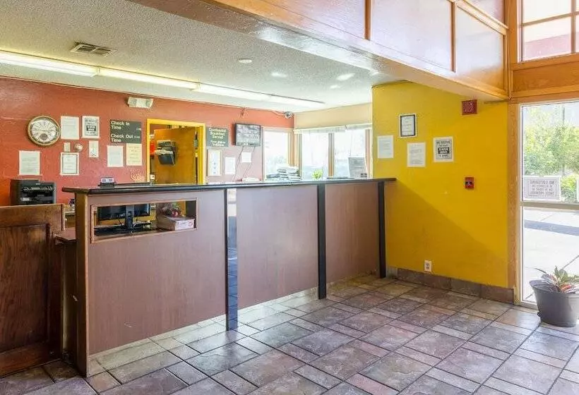 호텔 A Victory Inn Tolleson