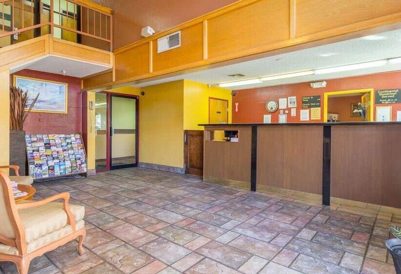 فندق A Victory Inn Tolleson