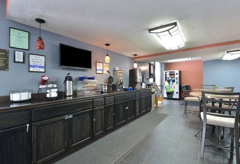 호텔 Americas Best Value Inn Kansas City East   Independence