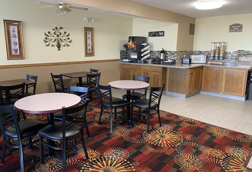 فندق Budgetinn & Suites