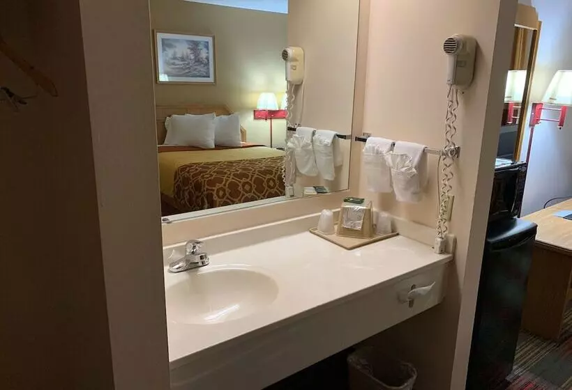 호텔 Budgetinn & Suites