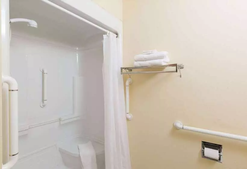 酒店 Days Inn By Wyndham Atlantic