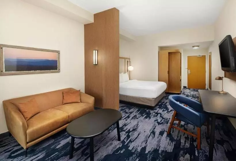 Отель Fairfield Inn & Suites Worcester Auburn