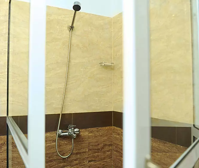 בית מלון כפרי Golden Star Beach