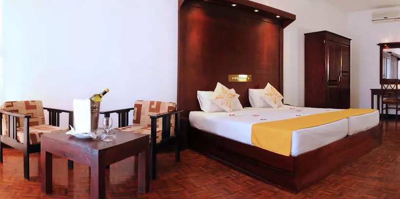 בית מלון כפרי Golden Star Beach