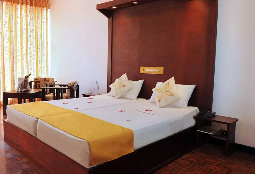 בית מלון כפרי Golden Star Beach