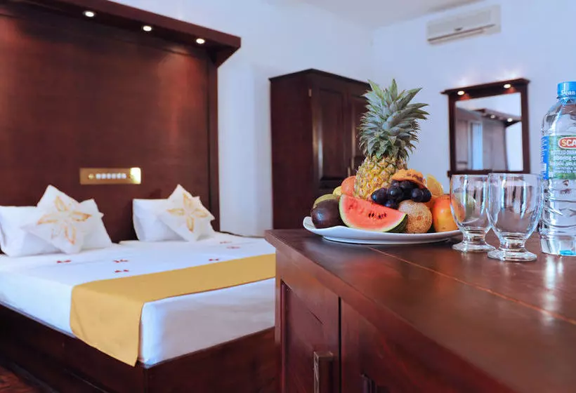 בית מלון כפרי Golden Star Beach