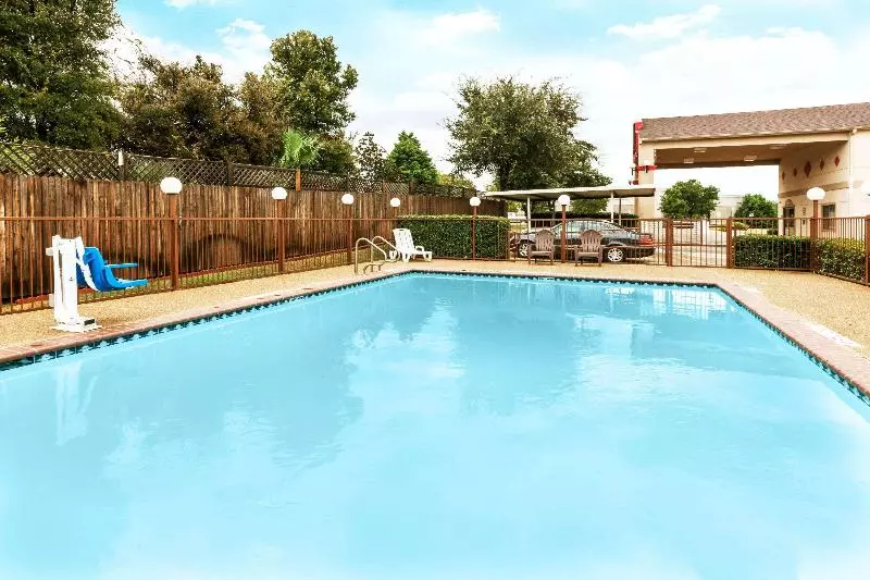 호텔 Highland Inn Arlington