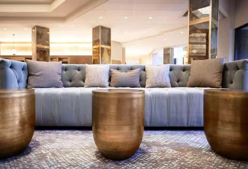 בית מלון כפרי Hilton Richardson Dallas