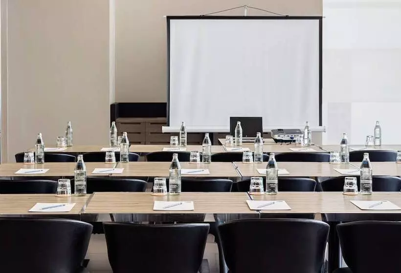 Hotel Holiday Inn Express Bangkok Siam, An Ihg