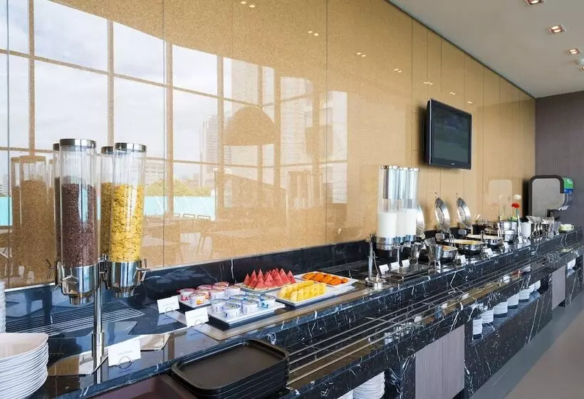Hotel Holiday Inn Express Bangkok Siam, An Ihg