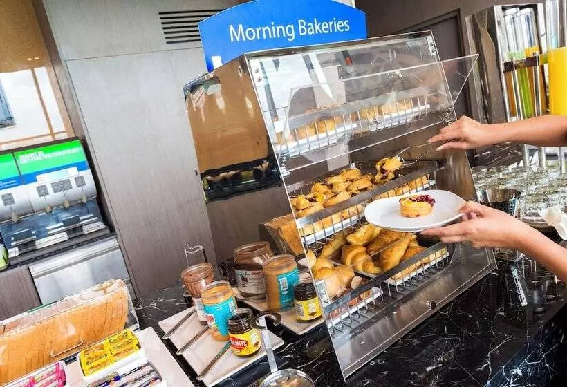 Hotel Holiday Inn Express Bangkok Siam, An Ihg