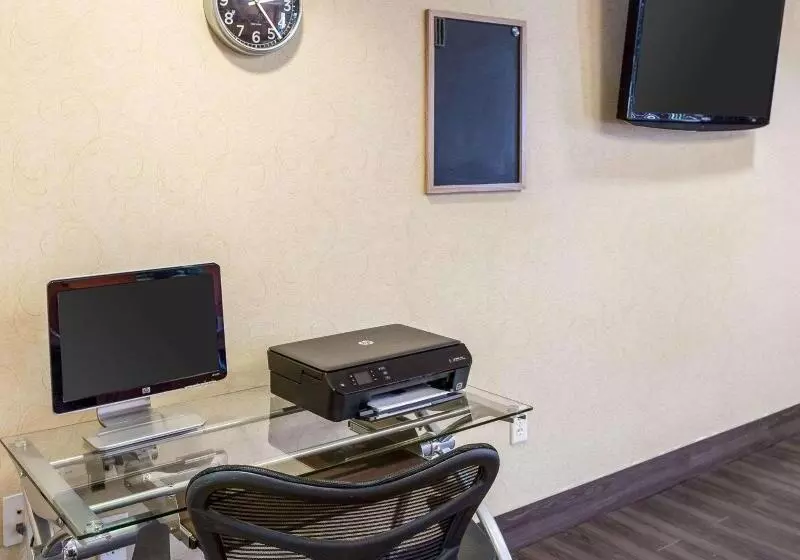 Отель Mainstay Suites Houma