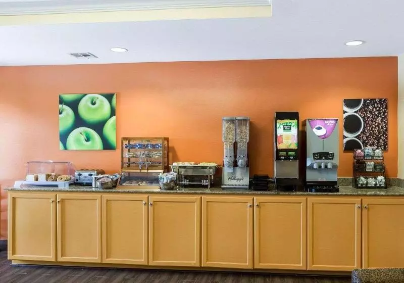 Отель Mainstay Suites Houma