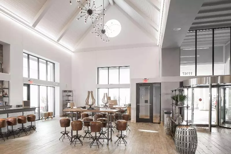 ホテル Renovo Des Moines Urbandale,tapestry Collection Hilton