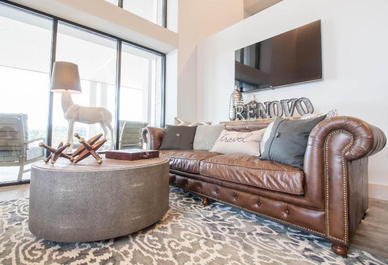 Отель Renovo Des Moines Urbandale,tapestry Collection Hilton