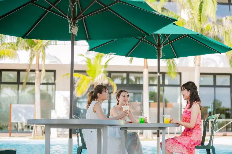 Southern Beach Hotel & Resort