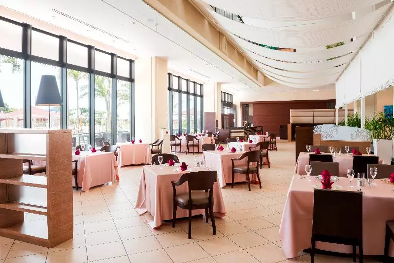 Southern Beach Hotel & Resort