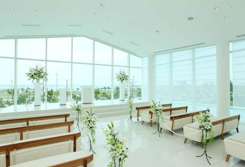 Southern Beach Hotel & Resort