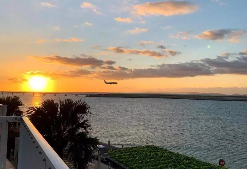 Southern Beach Hotel & Resort