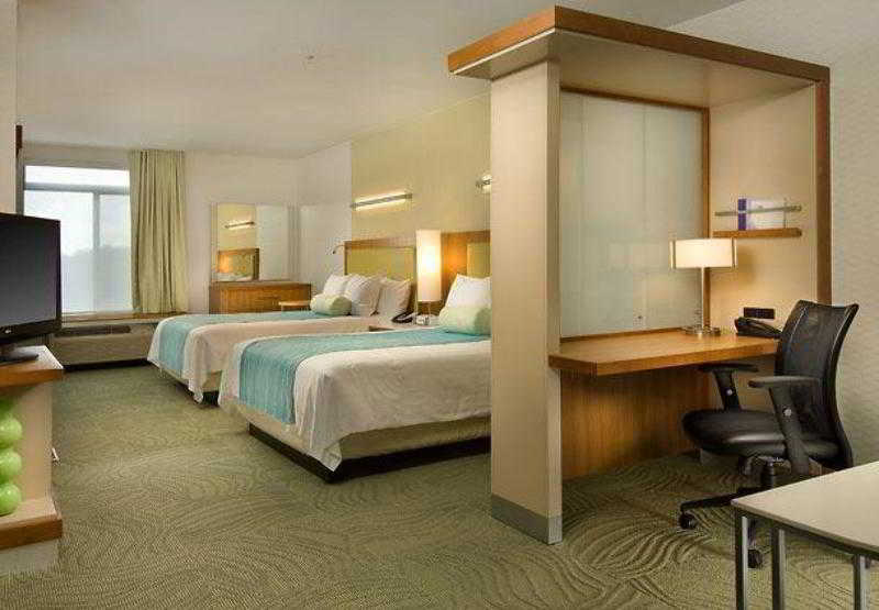 Отель Springhill Suites Potomac Mills Woodbridge