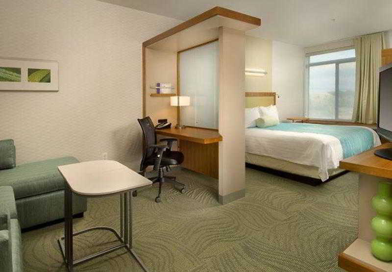 Отель Springhill Suites Potomac Mills Woodbridge