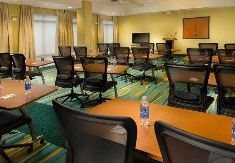 Отель Springhill Suites Potomac Mills Woodbridge