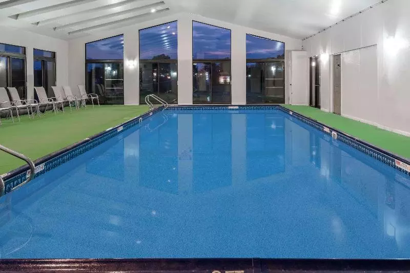 هتل Travelodge By Wyndham Hershey