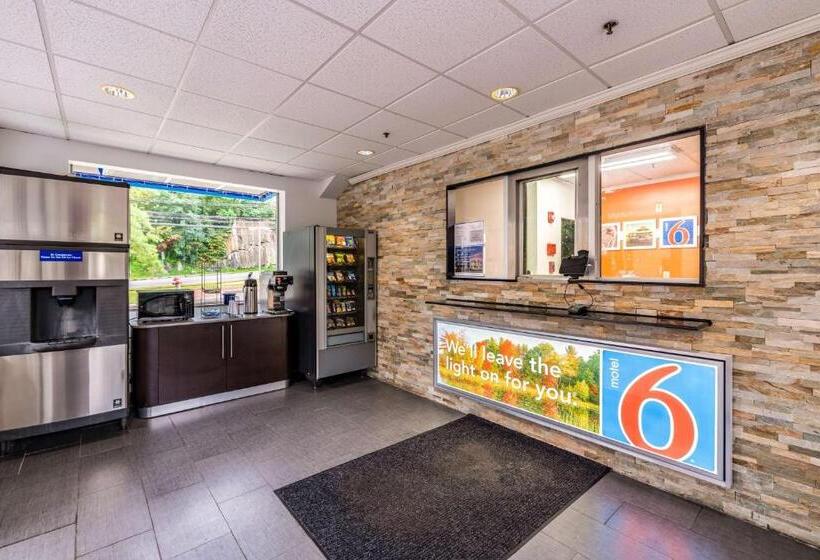 Motel 6 elmsford, Ny  White Plains