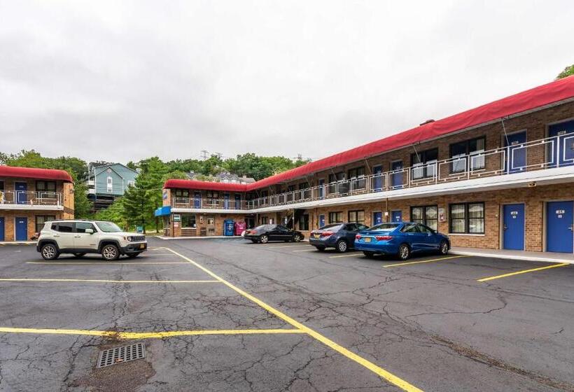 Motel 6 elmsford, Ny  White Plains