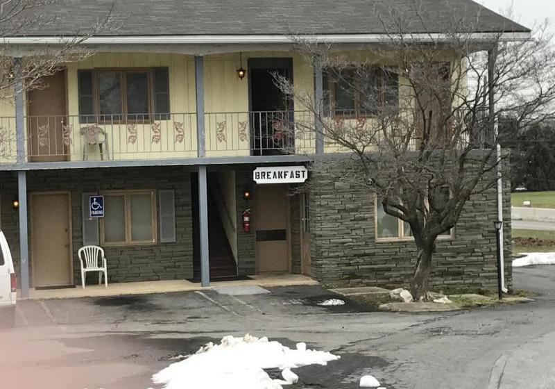 モーテル Travelodge by Wyndham Strasburg/Lancaster