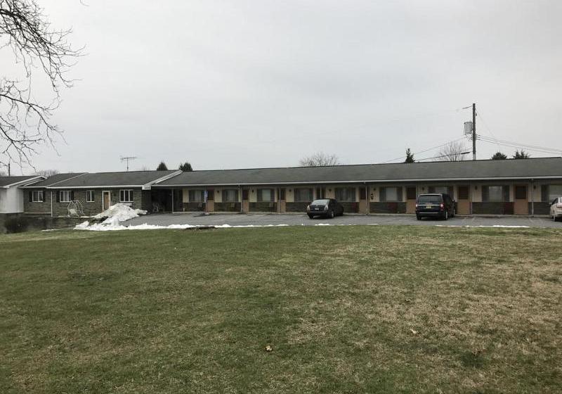 モーテル Travelodge by Wyndham Strasburg/Lancaster