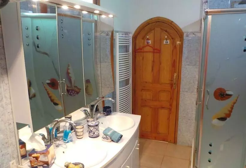 Riad Dar Zouhour