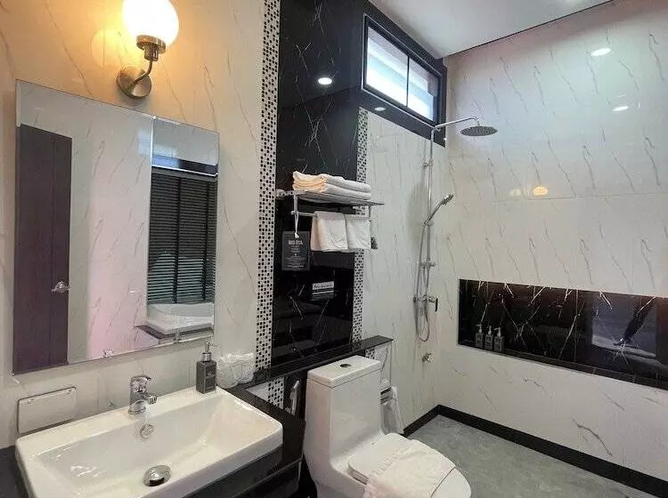 Phutara Resort And Spa
