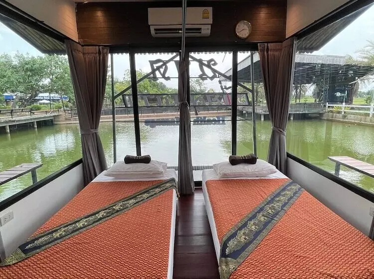 Phutara Resort And Spa