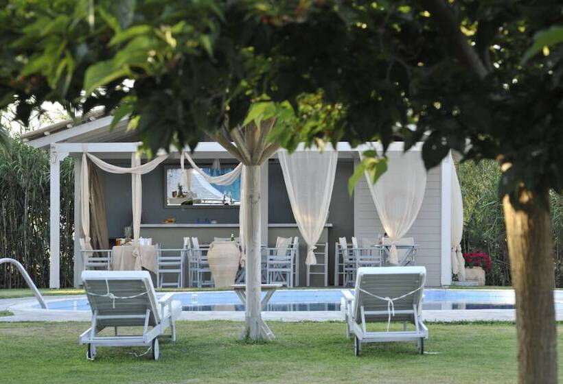 Ammos Naxos Exclusive Apartments & Studios