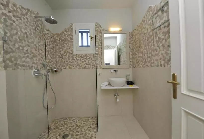 Ammos Naxos Exclusive Apartments & Studios