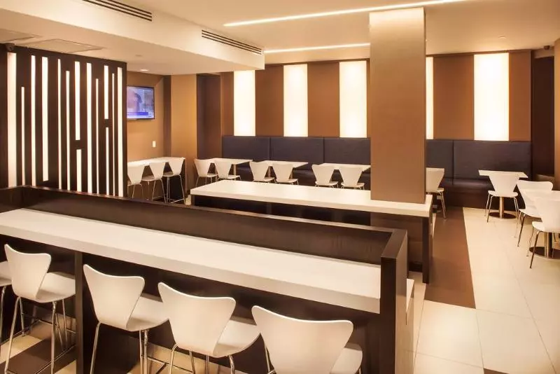 酒店 46 Times Square