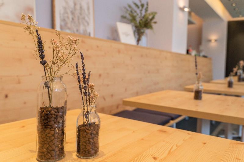 La Belle Vue Boutique Hotel & Café