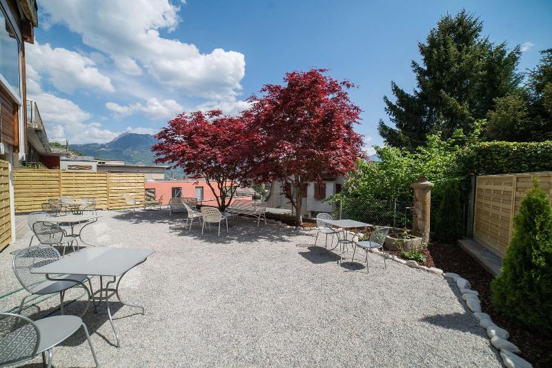 La Belle Vue Boutique Hotel & Café