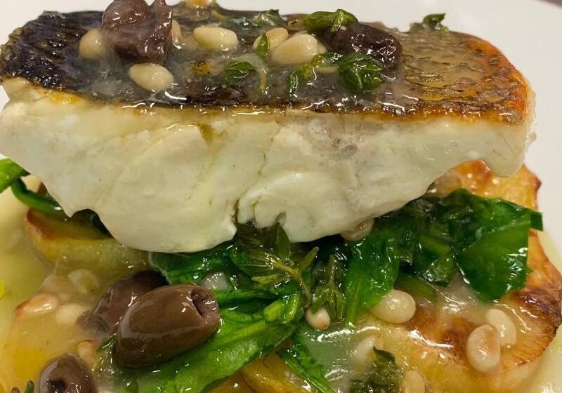 La Belle Vue Boutique Hotel & Café